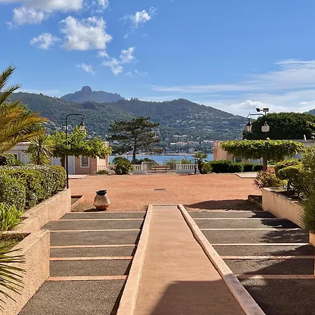 Cap Esterel Prestige-climatisation-jardins Clos-pleine Vue Ou Esterel * Saint-Raphaël